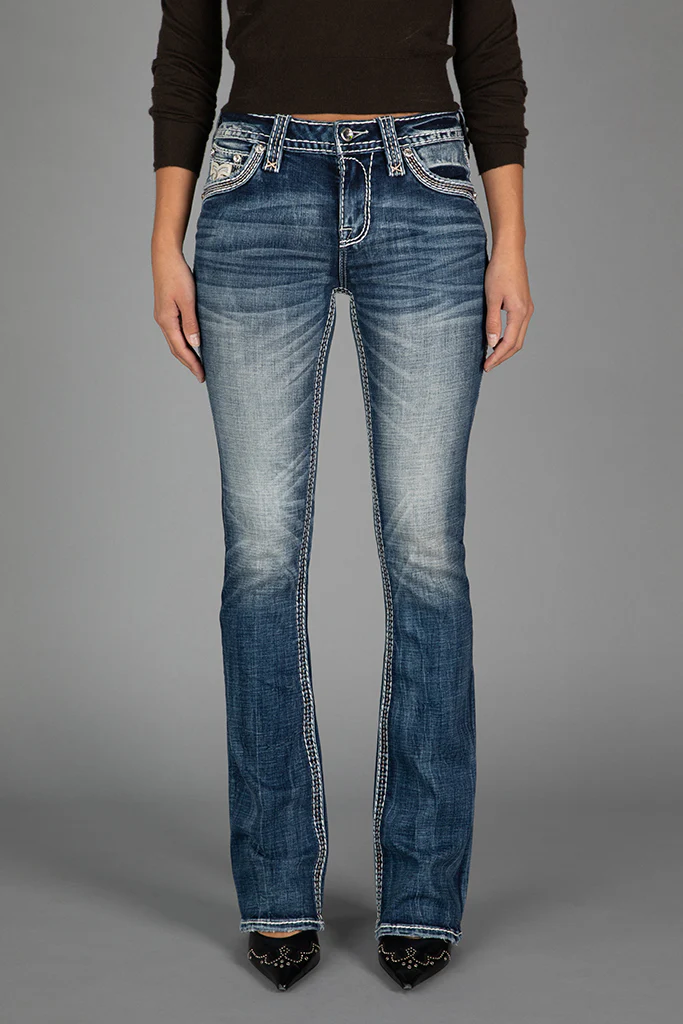 Yucca Bootcut Jeans in Medium Blue - Image 6