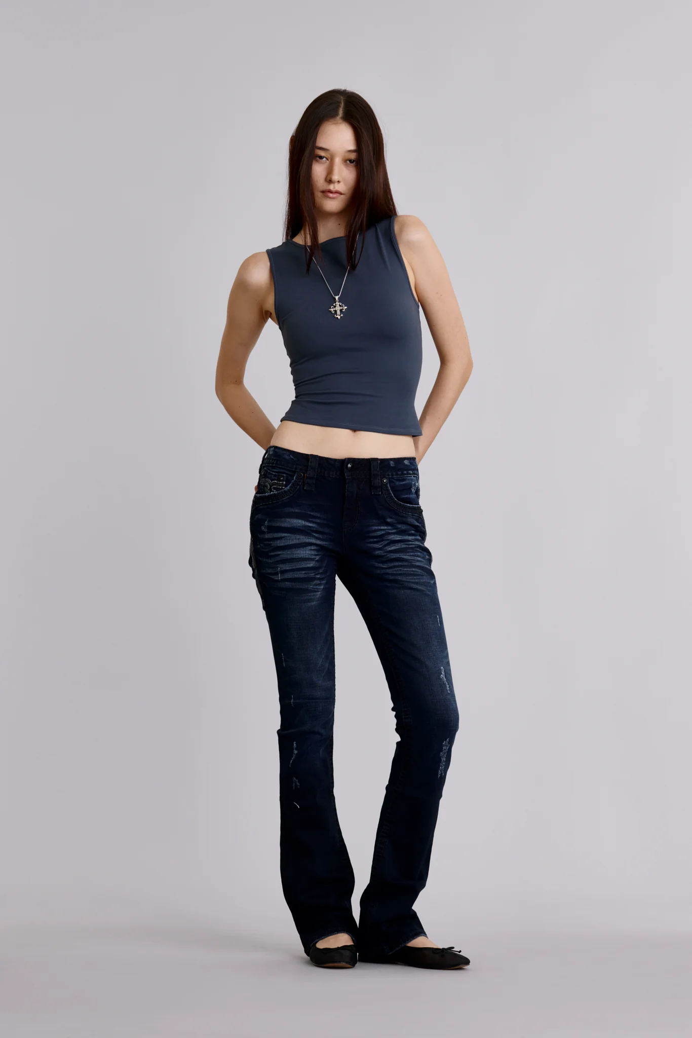 Yui Bootcut Jeans in Dark Blue