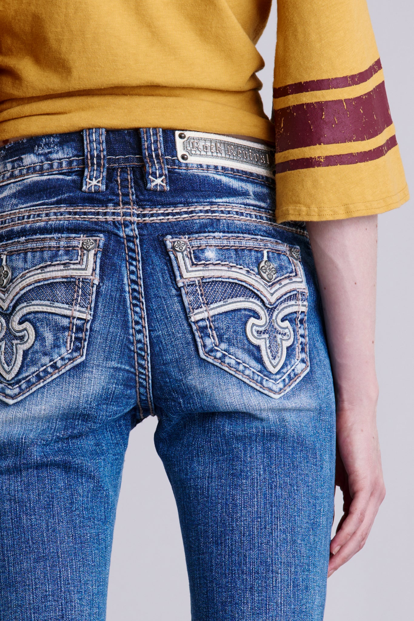 Yui Bootcut Jeans in Medium Blue - Image 6