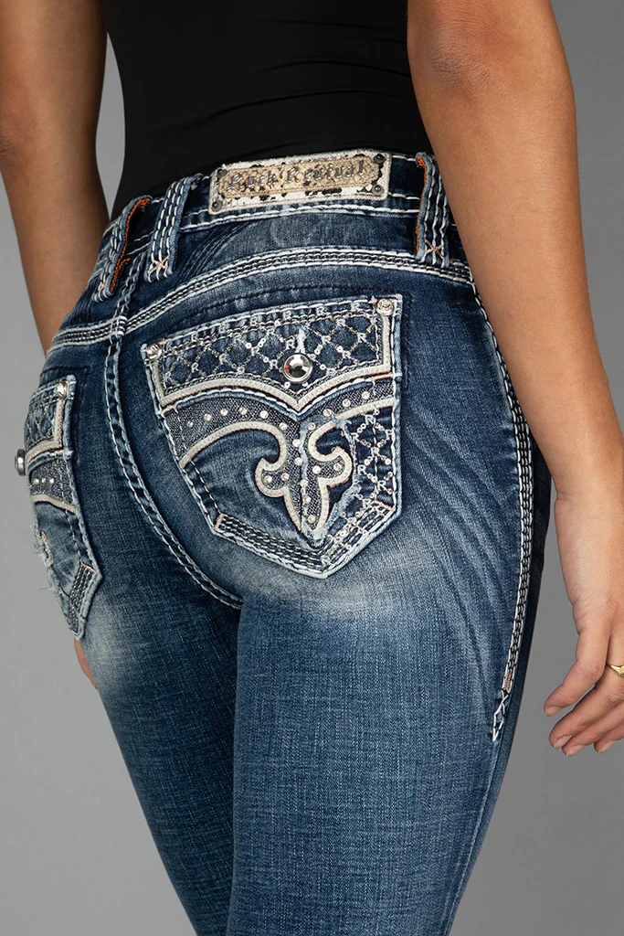 Yui Bootcut Jeans in Medium Wash - Image 7