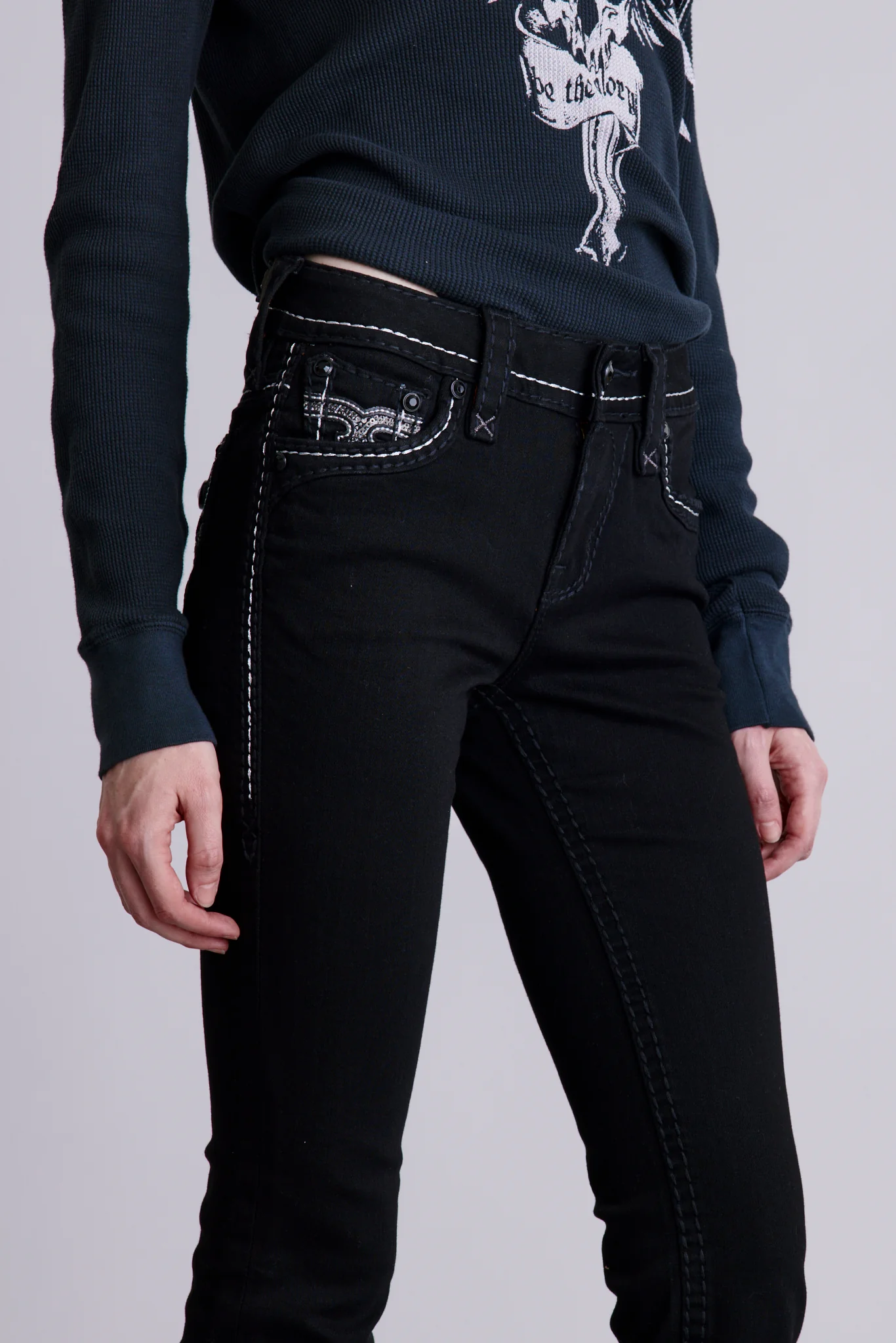Yui Bootcut Jeans in Black - Image 7