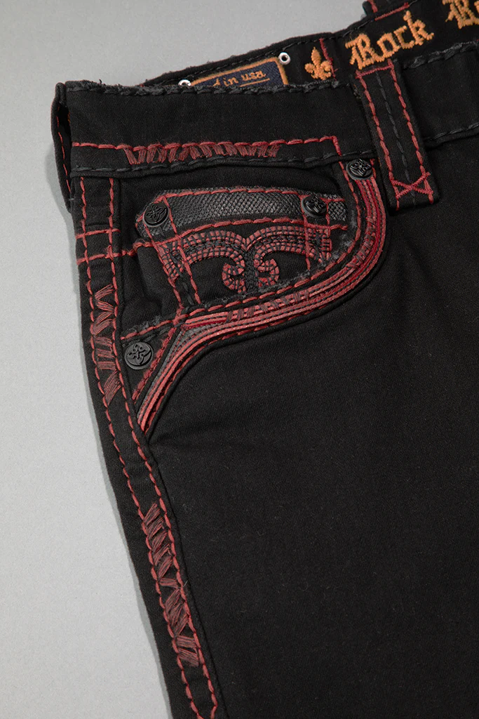 Zinfandel Alt Straight Jeans in Black - Image 13
