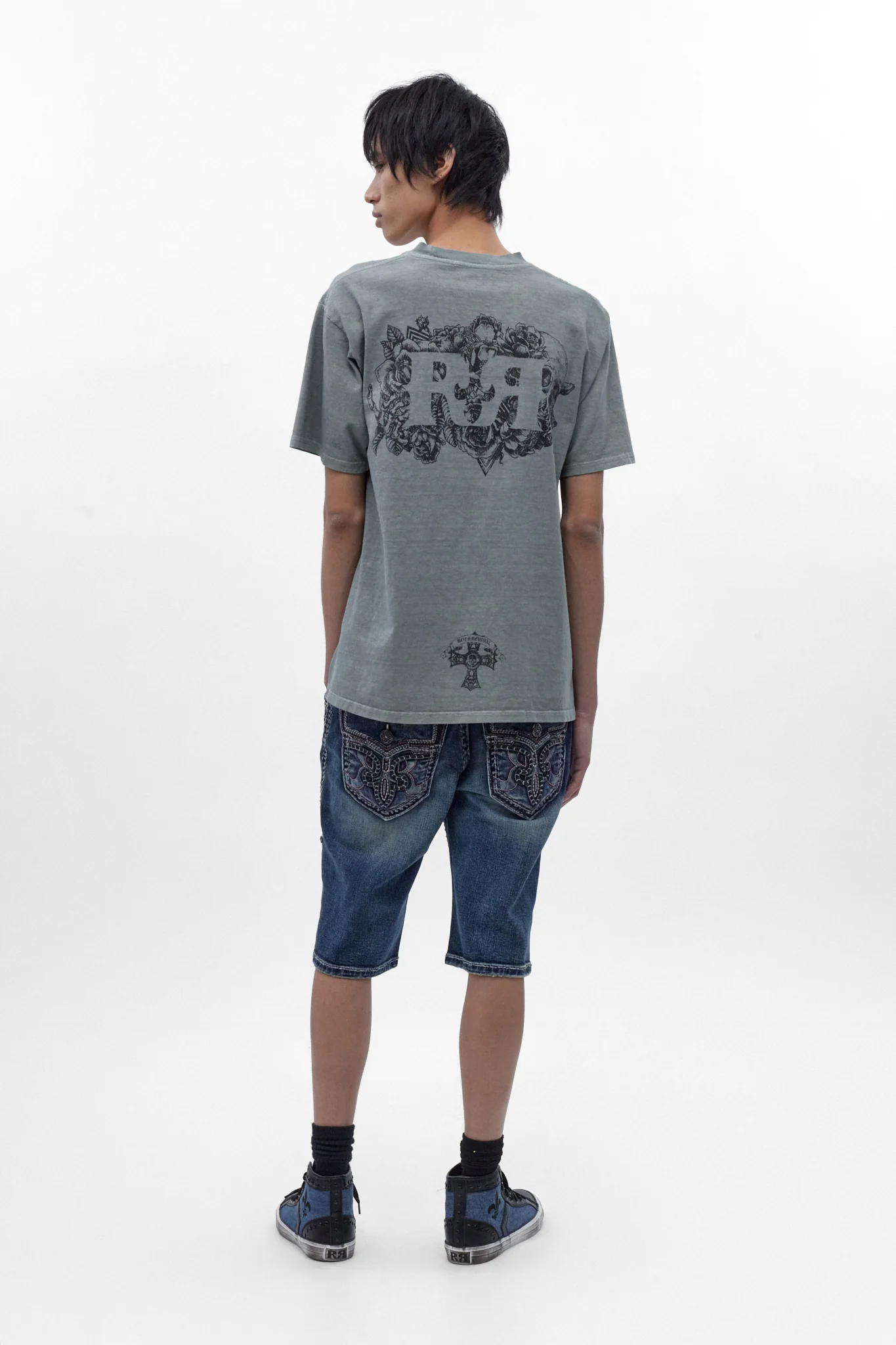 Zinfandel Denim Shorts in Medium Blue - Image 5